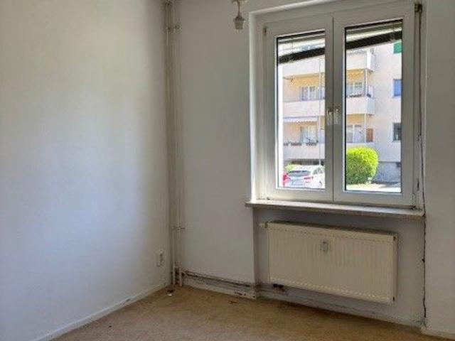 Teilsanierte Wohnung im beliebten Leipziger Süden !