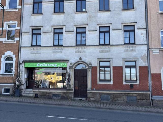 teilsaniertes Mehrgenerationenhaus im Zentrum Falkensteins zum Selbstausbau