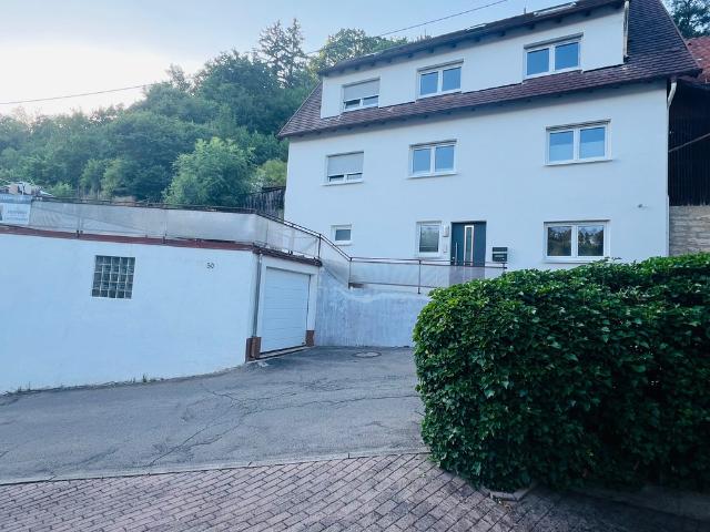 Teilsaniertes Einfamilien Mehrgenerationenhaus mit Terrasse, Garage und opt. Grundstückserweiterung