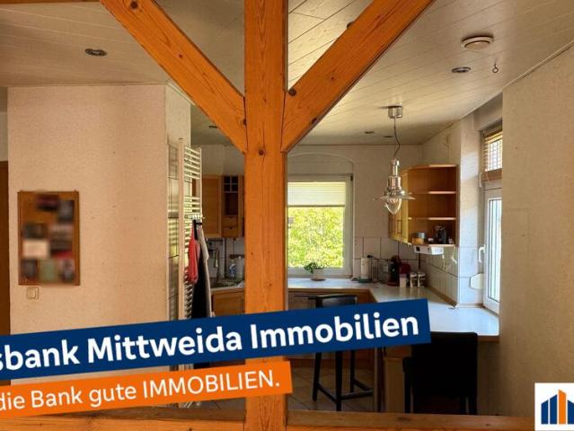 Teilsaniertes 2 Familienhaus mit Ausbaureserve und großem Grundstück in ruhiger Lage!