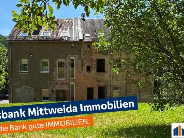 Teilsaniertes 2 Familienhaus mit Ausbaureserve und großem Grundstück in ruhiger Lage!