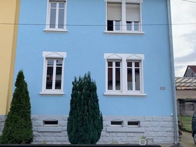 Teilrenovierte Doppelhaushälfte in ruhiger und zentraler Lage von Wadgassen zu verkaufen