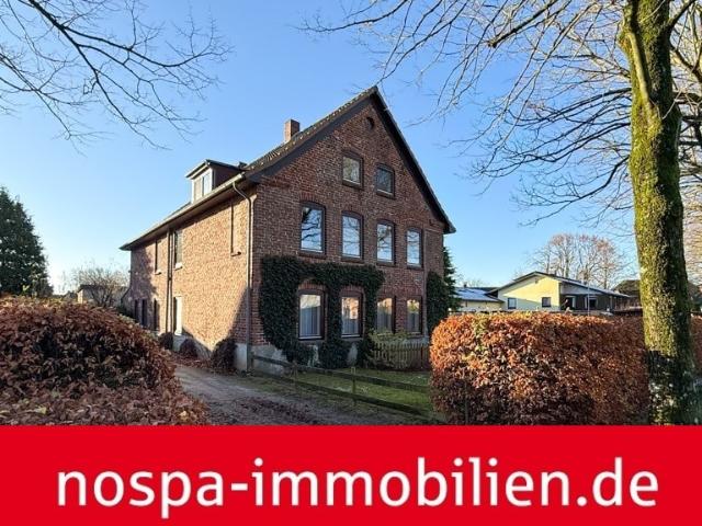Teilweise vermietetes Mehrfamilienhaus mit 3 Wohneinheiten zentral in Tarp!