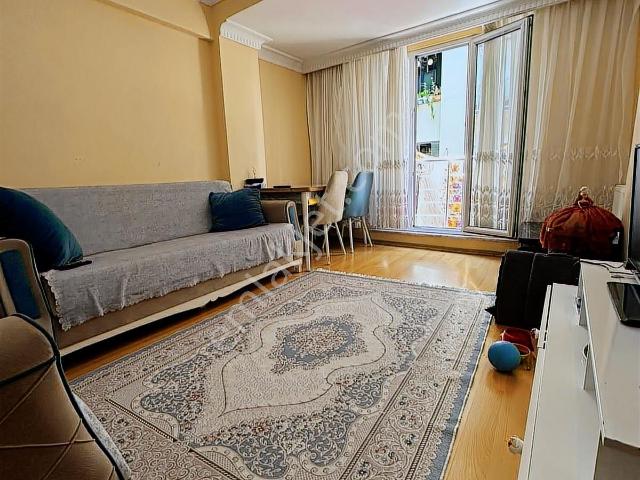 Tek Doğan'dan Veliefendi'de Satılık Tek Daire Üzeri 2+1 1.kat