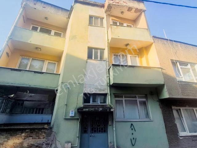 Tek İşim Gayrimenkul'den Şükraniyede Kiralık 2+1 Geniş Daire