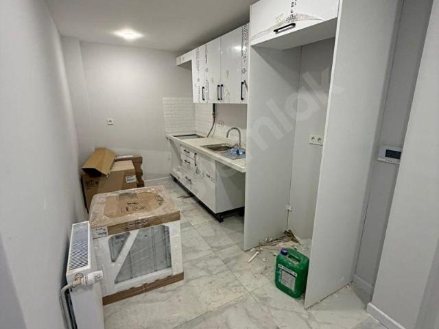 TEK YETKİLİ BAĞDAT TAN BOSTANCI GÖSTERİ MERKEZİNE KOMŞU TERASLI