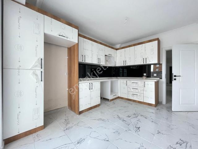 ▄tek Yetkili▄böylesi Yok!sıfır 2.kat Asansörlü Lüx Yapılı 135m²