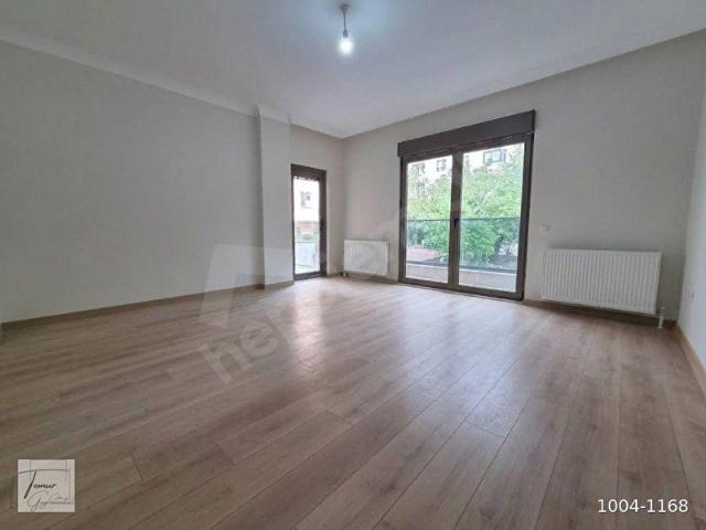 Tek Yetkili Erenköy'de 3+1 Balkonlu Sıfır Daire 7 Katlı Binada