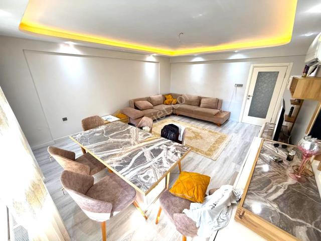 tek Yetkili Melodi'den Akçay Merkez'de Full Eşyalı Ayrı Mutfaklı Ön Cephe 2+1 Kiralık Daire