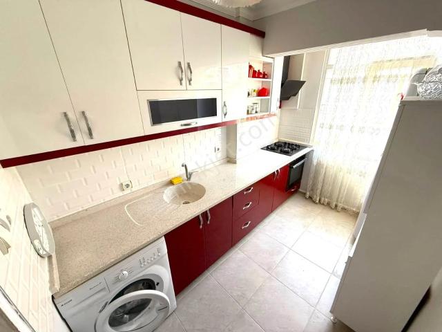 tek Yetkili Melodi'den Sarıkız'da Denize 300mt Ayrı Mutfaklı Ön Cephe 2+1 Kiralık Daire