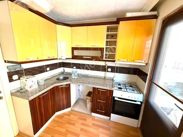 tek Yetkili Melodi'den Pazar Pazarına Yakın Ön Cephe Ayrı Mutfaklı Denize Yakın Kiralık 2+1 Daire