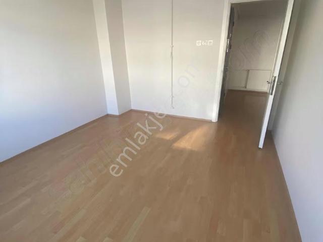 Tekbir Gayrimenkulden Kiralık 80 M2 Daire