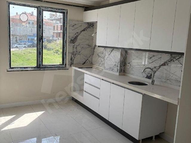TEKİRDAĞ ERGENE MARMARACIK MAH SATILIK OTURMAYA HAZIR DAİRE