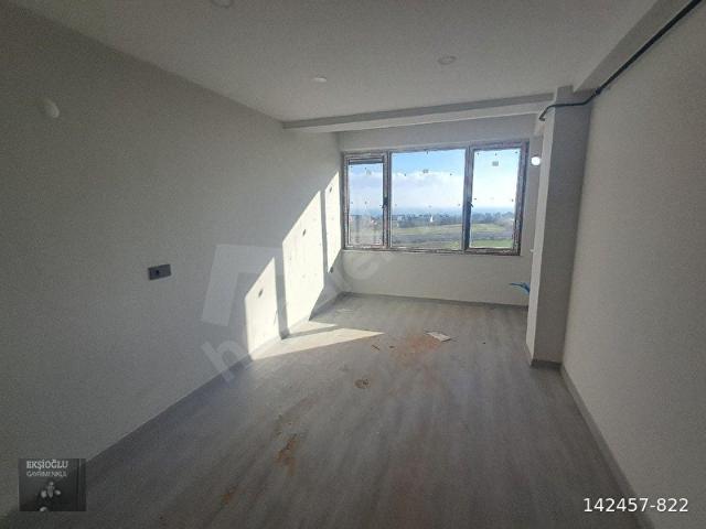 TEKİRDAĞ SÜLEYMANPAŞA BÜYÜKŞEHİR BELEDİYESİNİN KARŞISINDA 2+0 SATILIK DAİRE ATATÜRK MAH