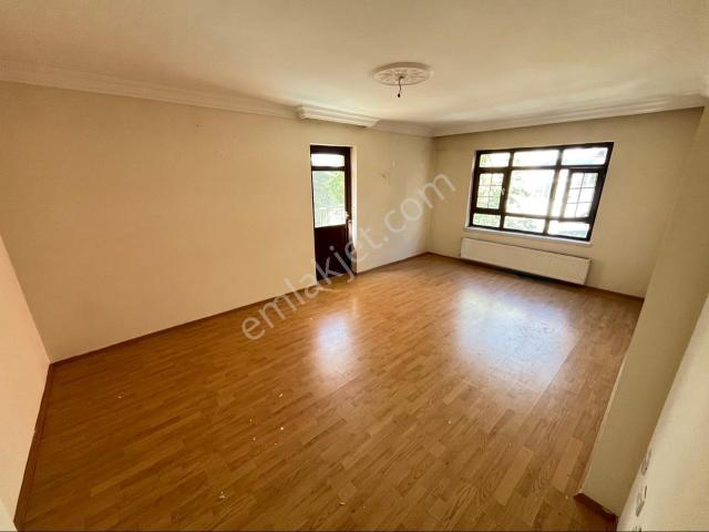 Tekin Emlaktan Şehir Hastanesi Yakını Arakat Bağımsız Salon Yapılı Masrafsız 3+1 Kiralık Daire !