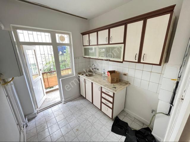 Tekin Emlaktan Kök Tapu İskanlı Y.giriş Altı Daire Çift Balkon Acil Satılık 3+1 Daire !