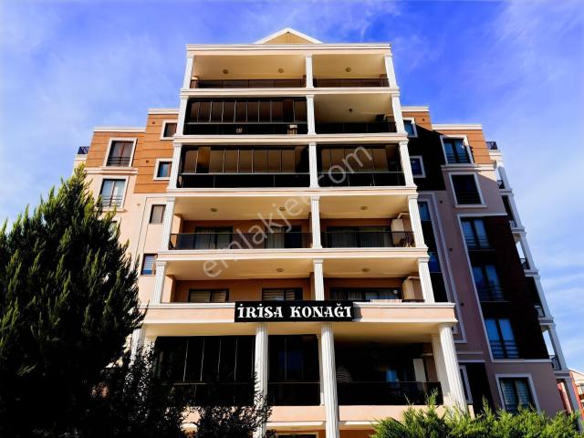 Tekinden Nilüfer Bulvar'da Eşyasız Geniş Site İçi Kiralık Daire
