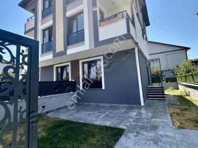 Tekirdağ Marmara Ereğlisi Satılık Tripleks 4+1 İkiz Villa