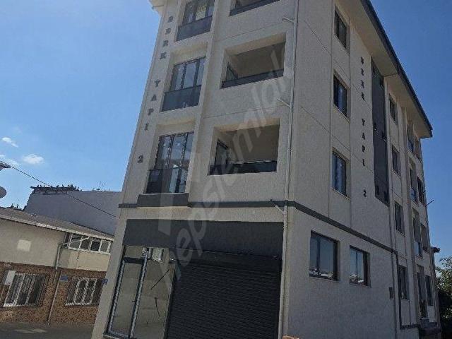 Tekirdağ merkezde satılık 1+1 sıfır balkonlu daire