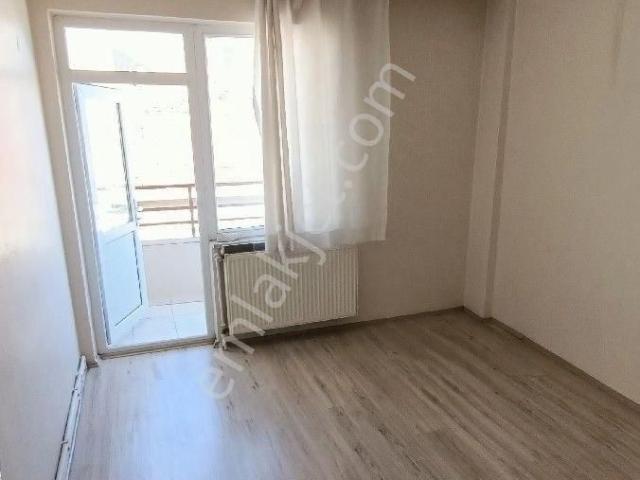 Tekirdağ Merkezde 3+1 4.kat Satılık Daire