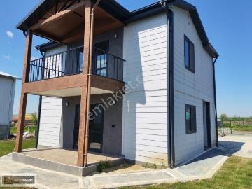 Tekirdağ Akçahalil Köyünde 395 M2 Arsa İçinde 2 Kat Süper Villa