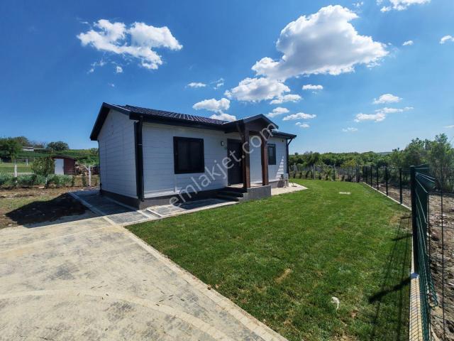 Tekirdağ Akçahalil Köyünde 395 M2 Arsa İçinde Muhteşem Köy Evi