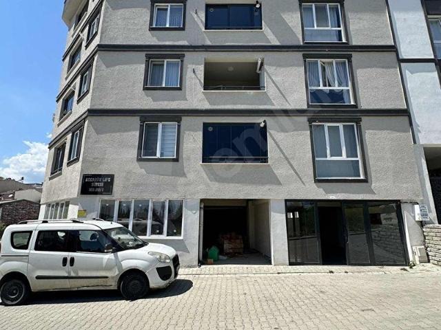 Tekirdağ Çiftlikönünde Satılık Geniş Daire