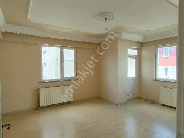 Tekirdağ Kapaklı 19 Mayıs Mah 2+1 90 M2 Kiralık Daire