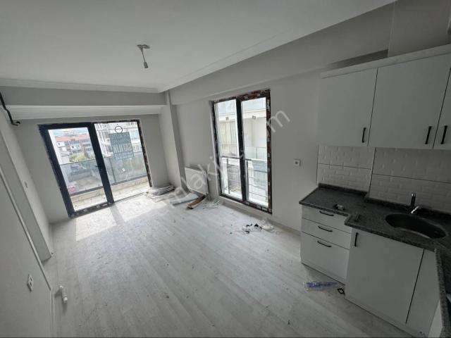 Tekirdağ Süleymanpaşa Zafer Mahallesi Sıfır 1+1 Kiralık Daire