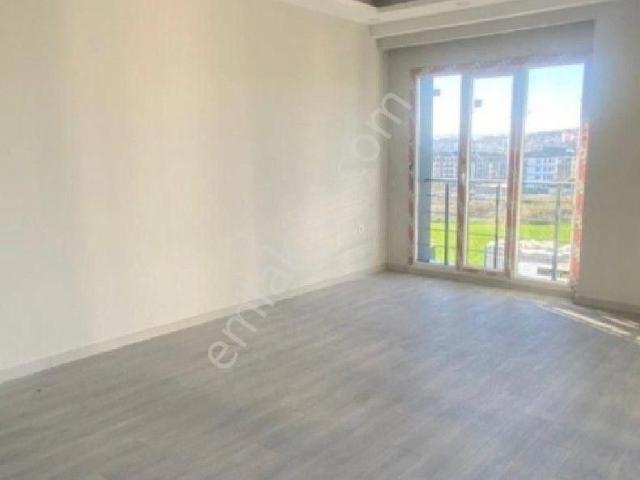 Tekirdağ Süleymanpaşa Atatürk Mah Cadde Üzeri Satılık 2+1 Daire