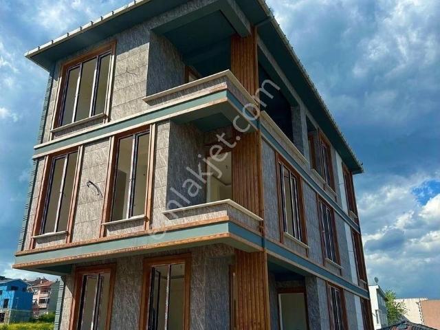Tekirdağ Süleymanpaşa’da 5+2 Deniz Manzaralı Satılık Sıfır Villa