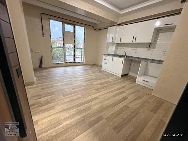 Tekirdağ Süleymanpaşa Çinarli mahallesi satılık 1 + 1 daire