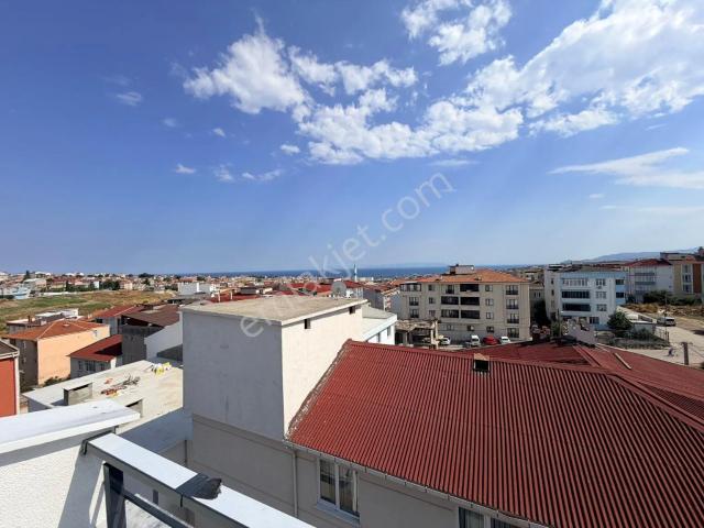 Tekirdağ Süleymanpaşa Çınarlı Mahallesi Deniz Manzaralı Teraslı Satılık 2+1 Daire