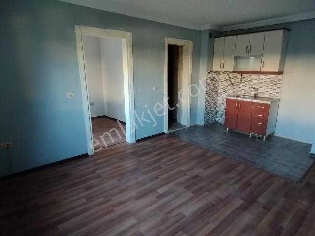 Tekirdağ Süleymanpaşa'da Kiralık 1+1 Toki Dairesi yüksek Giriş