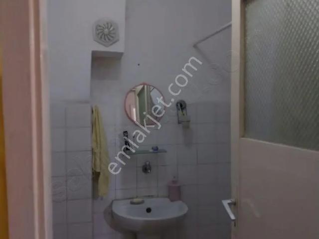 Tekirdağ 50.yıl Ortaokulunun Orada Çarşıiçi 2+1 Kiralık Daire