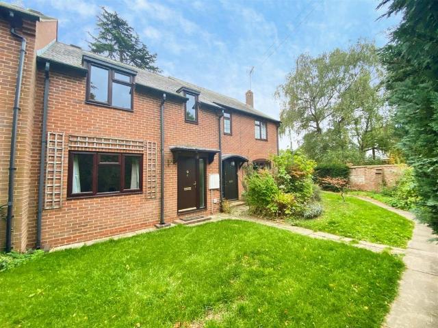 Telegraph Street, Shipston on Stour 3 bed terraced house to rent £1,295 pcm £299 pw