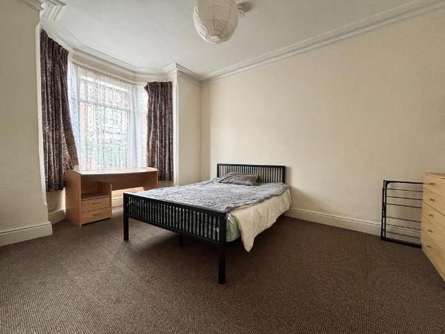 Telephone Road, Southsea, PO4 1 bed in a house share to rent £475 pcm £110 pw