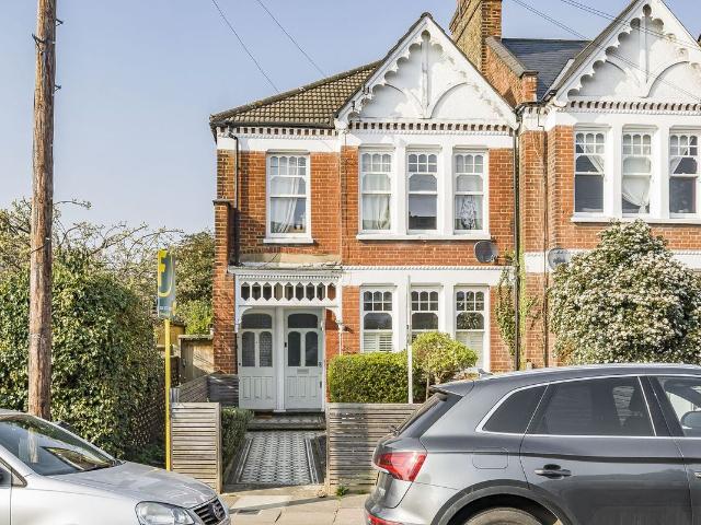Telford Avenue, Telford Park, London SW2, 3 bed flat to rent, £3,600 pcm | PrimeLocation