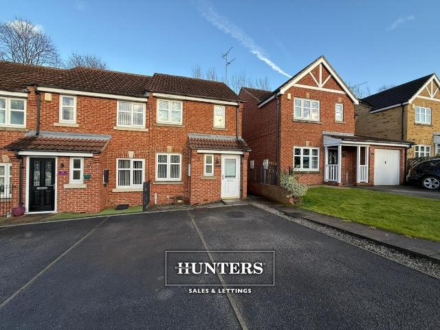 Telford Close, Castleford WF10, 2 bed end terrace house to rent, £875 pcm | PrimeLocation