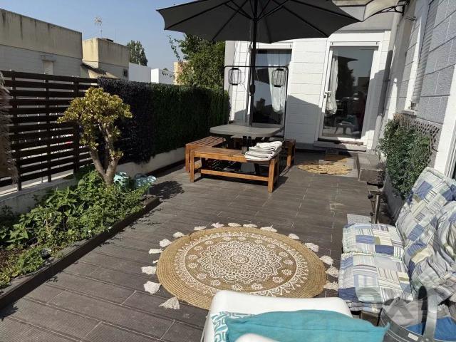 Telheiras, R/C de moradia de 2 pisos, terraço 50 m2 92m² Lisboa