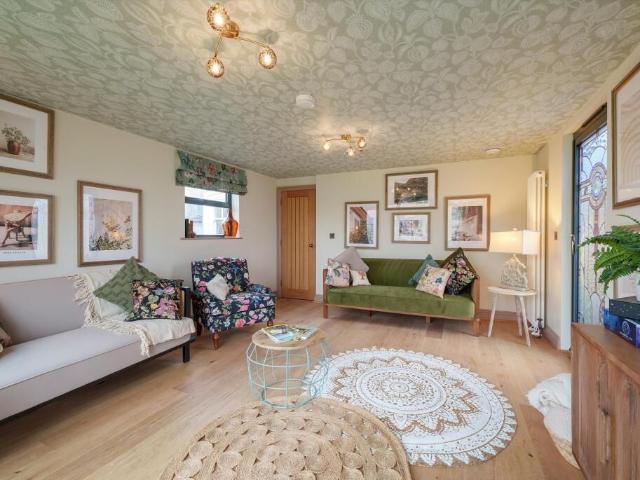Teller's Secret Lofthouse, Broad Street, Bristol BS1, 2 bed flat to rent, £2,800 pcm | PrimeLocation