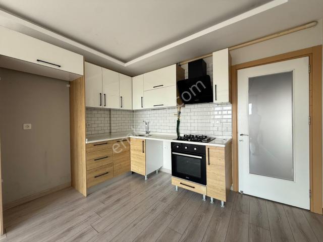 Tellidere'de/3yaş/2+1/ç.banyo/kombi/ankastre/jeneratör/k.otopark