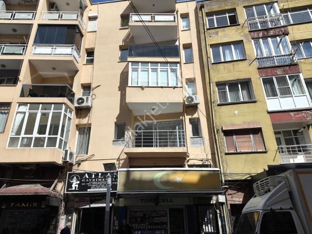 Tepe Mezarı Belediye Yolu Cadde Üzeri 120m2 Doğalgazlı 3+1 Daire