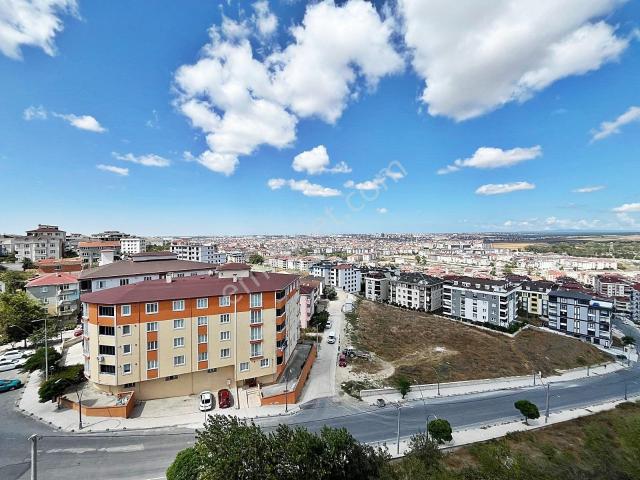 Tepe Bölgesinde Şehir Manzaralı Satılık 2+1 Kaçırlmayacak Fırsat