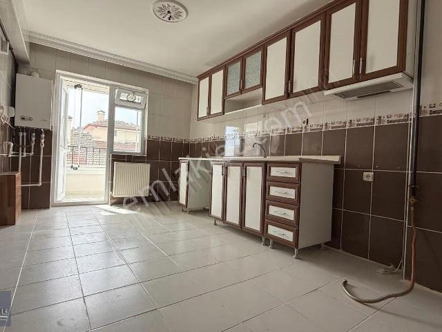 Tepe Gyd.'den Kanuni Mh.'sinde Fırsat Ötesinde Kiralık Daire !