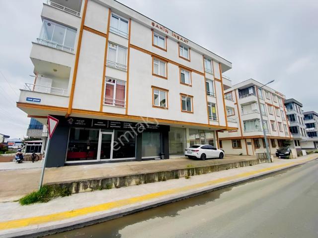 Tepe Gayrimenkul Cumhuriyette Deniz Tarafı 2+1 Site Dairesi