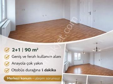 Bolu Tepecik Mahallesinde 2+1 Geniş Daire 3 Balkonlu Güney Cepheli