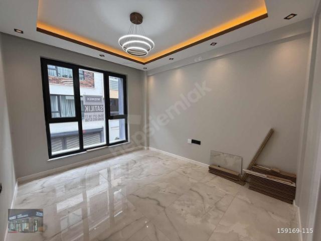TEPEBAŞI ÇAMLICA MAH. BALKONLU ZEMİNDEN ISITMA 2+0 SATILIK DAİRE