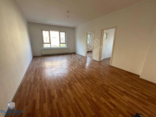 Tepebaşı Mah Fatih Cad Yakını 3+1 Merkezi Lokasyon 2.kat 110m2