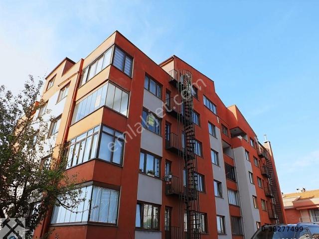Tepebaşı Mahallesinde Komple Eşyalı 3+1 Daire